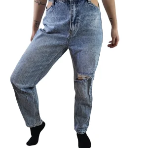 Jean Mom Hips Cut